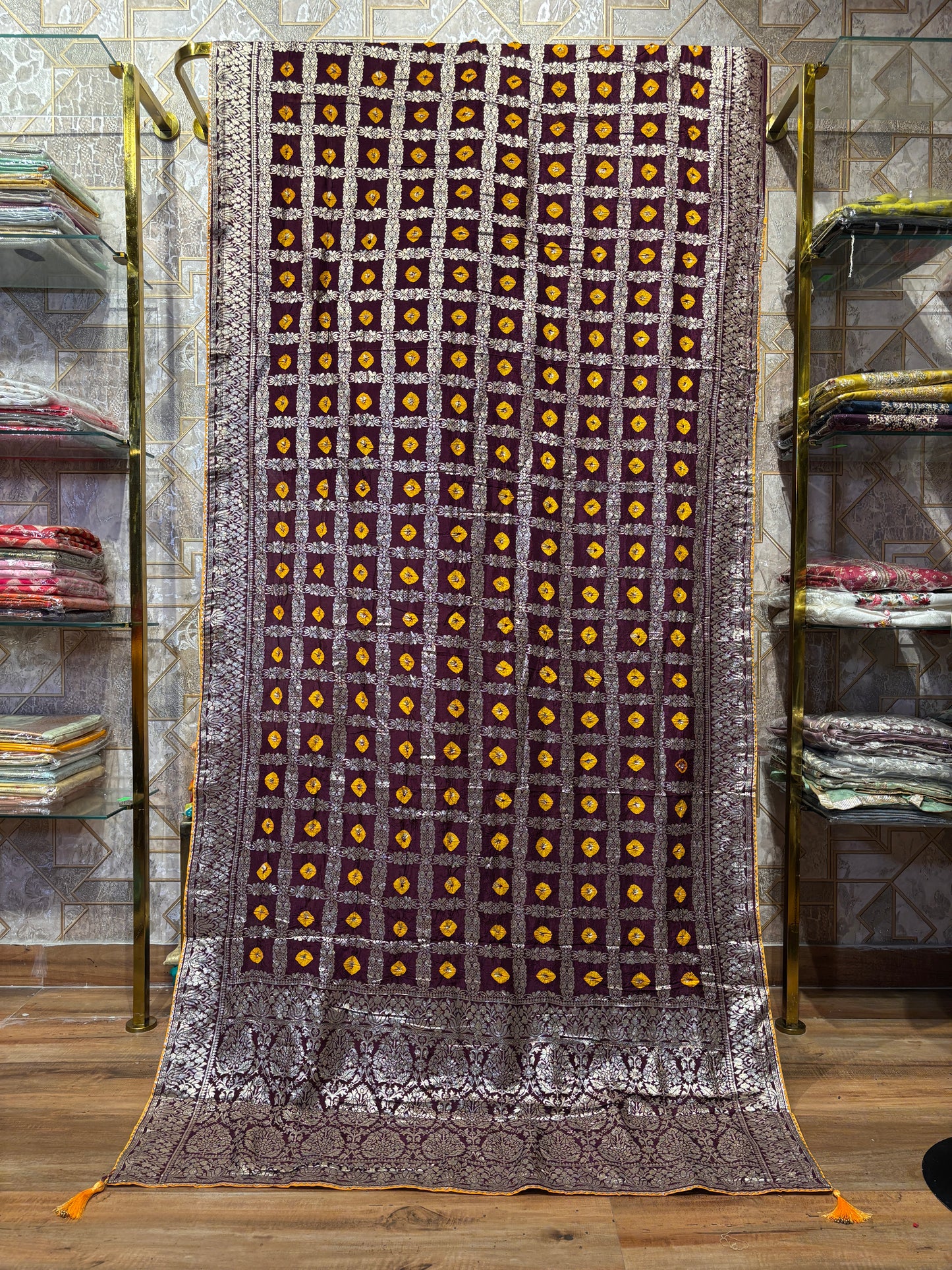 STUNNING MAROON GHARCHOLA SAREE