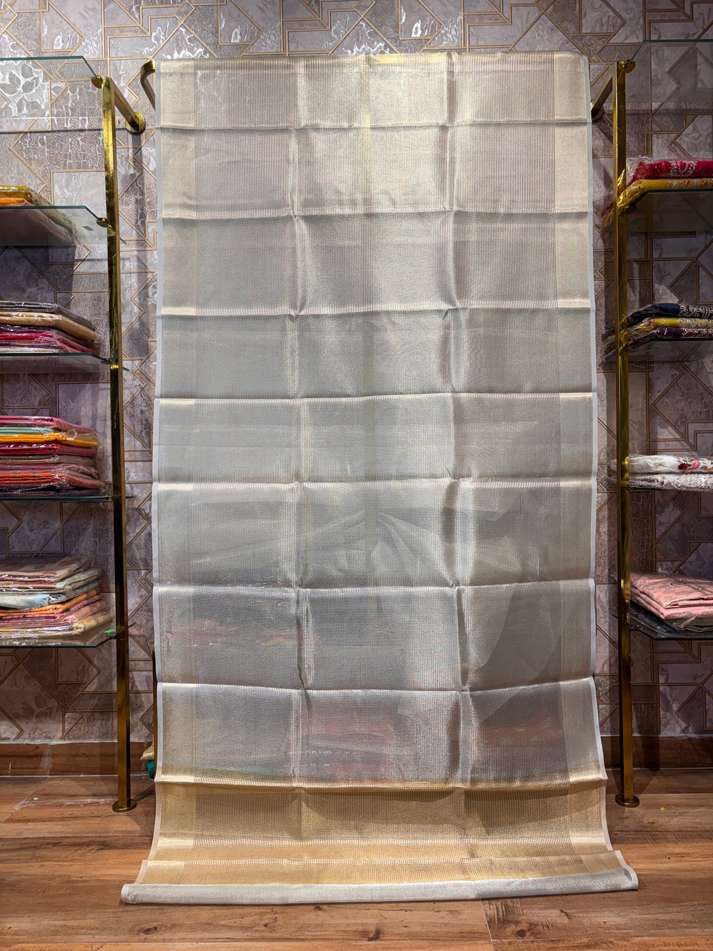 GOLDEN BANARASI TISSUE SAREE – TIMELESS FESTIVE ELEGANCE