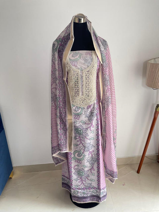 PASTEL PINK PRINTED COTTON SUIT WITH EMBROIDERED NECKLINE