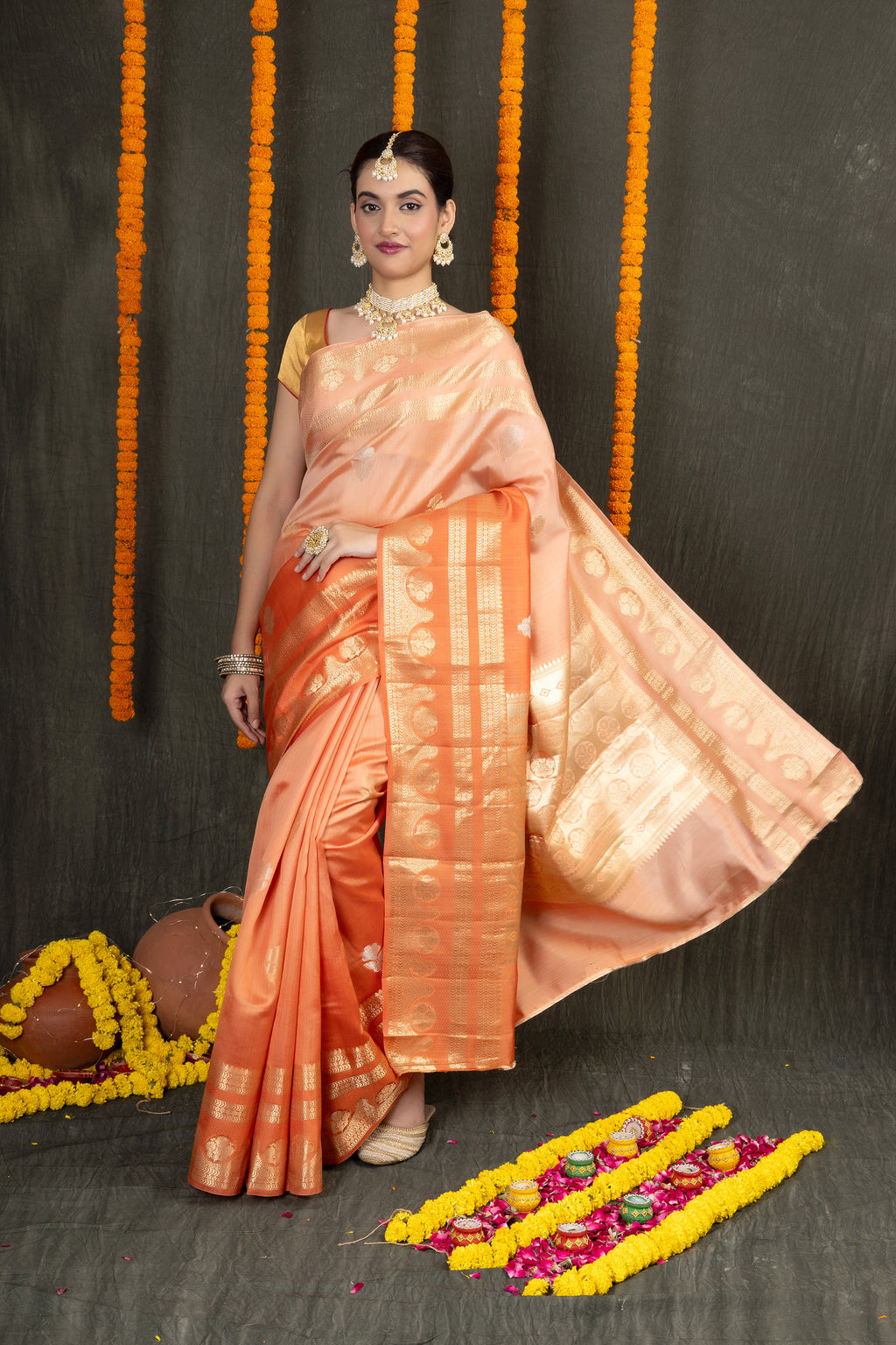 Kanak Chiniya — Silk Chiniya Gold Zari Self Saree